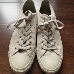 Converse Light Grey Chucks